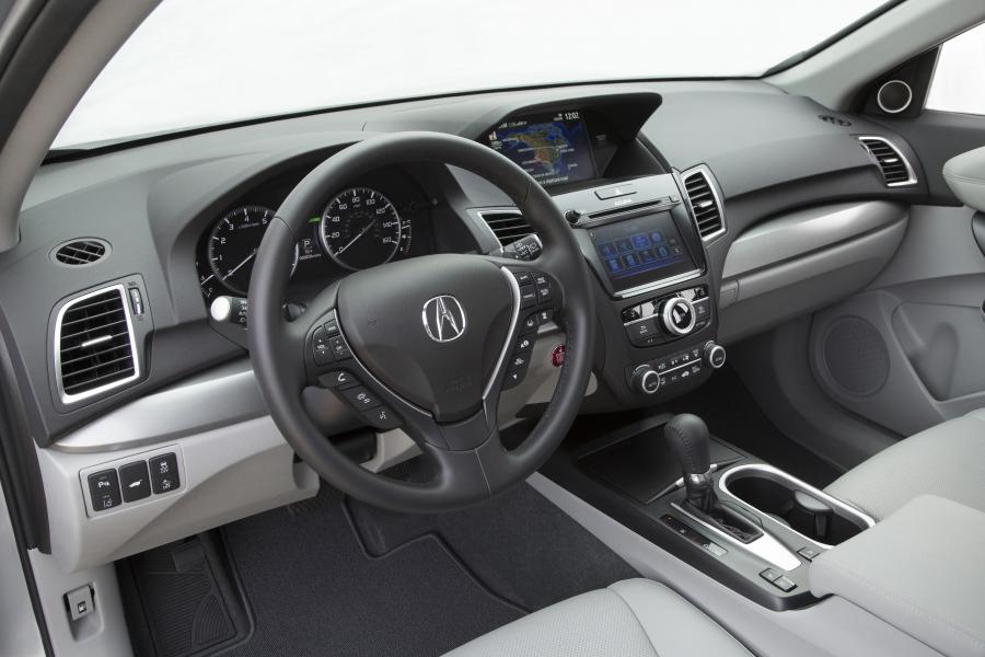 Торпедо Acura RDX (TB3/4) 2015 года  (фото 30 из 34)